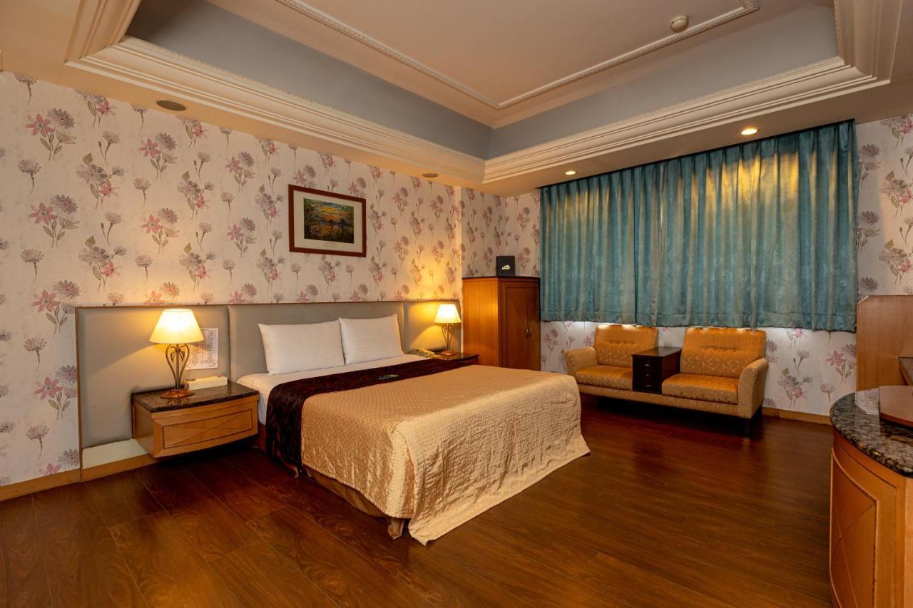 New Scenery Motel Keelung Eksteriør billede