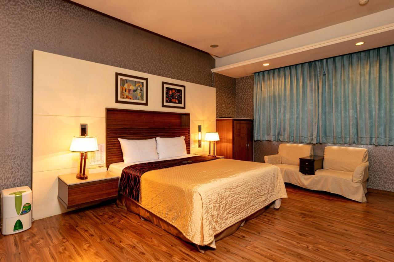 New Scenery Motel Keelung Eksteriør billede